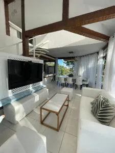 Casa Delfi, Hermosa vista, Jacuzzi e Praia , Buzios - Búzios