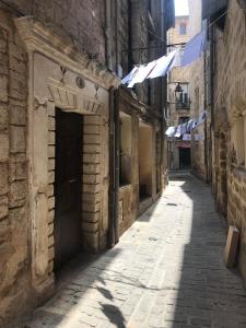 Appartements Appartement 2eme etage plein coeur centre historique de Pezenas : photos des chambres