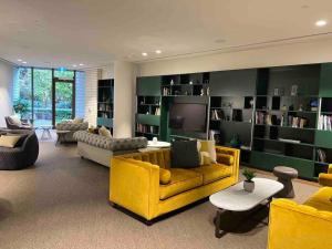 Caulfield Village Apartment