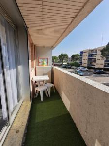 Grand studio calme bien situé