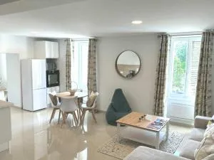 cocoon 52 m2 new, beautiful view castle and mountain - Cos