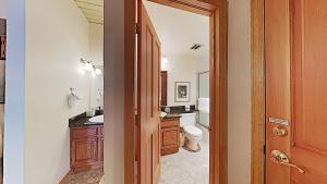 Timberline Condominiums 1 Bedroom Deluxe C2C