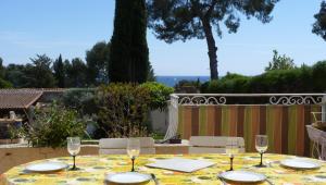 Villa Rima, bas de villa vue mer avec piscine à 200m des plages