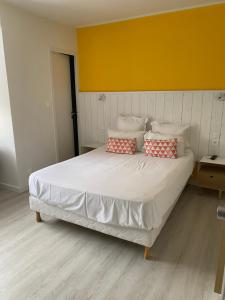 Hotels Hotel Saint-Clair, cote Plage : photos des chambres