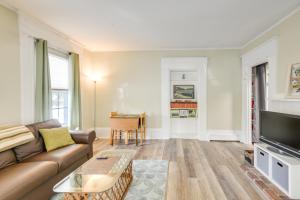 Kennebunk Apartment with Local Beach Access!