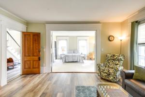 Kennebunk Apartment with Local Beach Access!