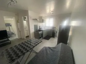 Cosy T2 près aéroport CDG Disney - 维勒帕里西