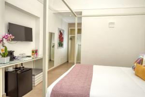 Villa Giardini Luxury Room