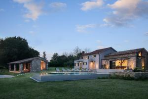 Stone House Baracchi