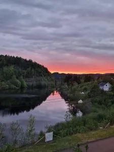 Glamping on idyllic lake, paddle boards & rowboat - Steinsholt