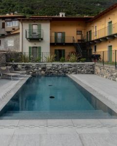 Corte Masnate "Blu" - Lenno by LoveComo