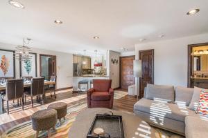 Bear Claw 209 - Ski-in Ski-out Condo!