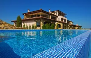 Club Residence at BlackSeaRama Golf - Rasovichane