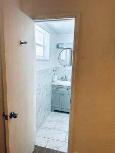 New Star Suite One