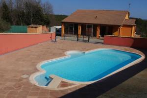 Maisons de vacances Maison au calme dans la campagne provencale : photos des chambres