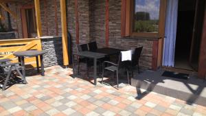 Sunny Apartment with Terrace Tatragolf H104