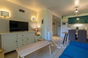 Appartements Paris Plage Vacances - Bel appartement avec piscine, tennis et parking : photos des chambres