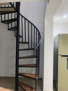 Apartmanto duplex de 2 alcobas estadio laurles la 70