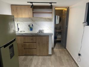 Apartmanto duplex de 2 alcobas estadio laurles la 70