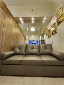 Skyias Pod a Premier Suite at Shore 2 Residences