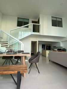 Espectacular Duplex con vista al mar