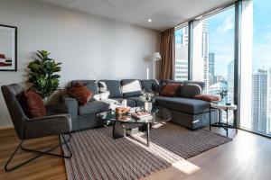 Lux 37th floor 2br 2bath, Infinity pool, Gym, Wifi