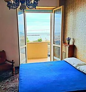 Riviera del Conero Fronte Mare, 3 camere, 10 letti - Falconara Marittima