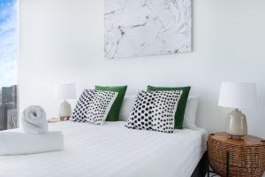 3BR 2BATH, Southbank, Stylish, Sea View