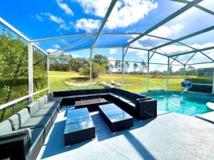 14 Room DisneyEstate by AmericanVacationliving