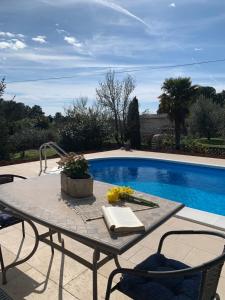 Villa Ljubica with big beautiful garden 