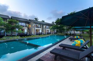 The South Lake - Ahangama