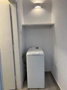 Naxian Castle Gem Studio