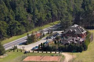 埃布罗宾馆 - Jabłońskie