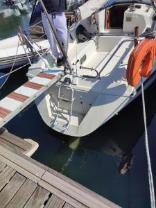 Bateau a quai St Raphaël, 4 couchages , voilier Etap 28i