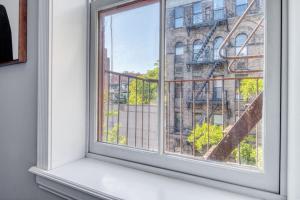 West Village 1br w in-unit wd NYC-1163