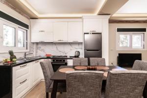 Zamor Family Villa 2