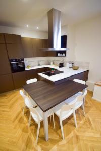 SiBilla Suite Apartment - via Piella 14