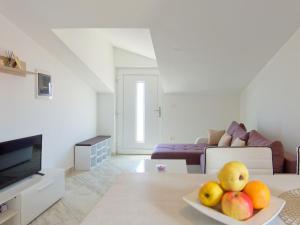 Apartments Goran by Rent Istria