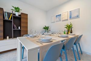 La Terrassa vistas al mar