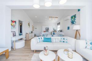 Luxury house in Roses