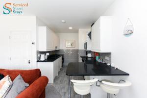 Two bedroom ground floor apartment near the beach