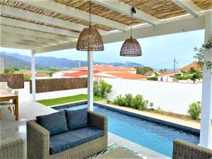 Luxury house in Roses