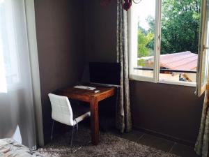 Villa Roquefortoise avec piscine