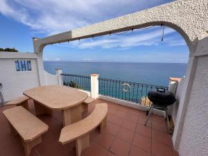 El Marinero - 1st line semi-detached 4-bedroom villa - sea view
