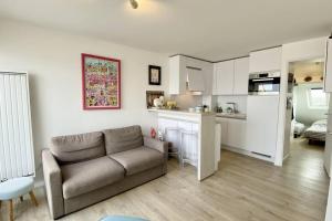 Appartements Acces Direct Plage, logement unique pour 4 personnes , dernier etage d'un immeuble : photos des chambres