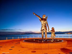 Appartement 2 pièces à Fréjus avec piscine, parking et à 300m des commerces - FR-1-226A-145