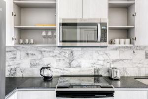 Mission Valley 1br w gym wd pool nr shops SAN-20