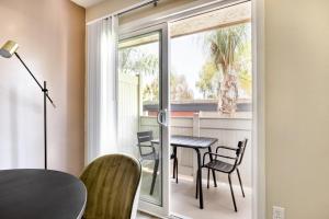 Marina Del Rey 1BR w Gym BBQ nr Venice Beach LAX-877