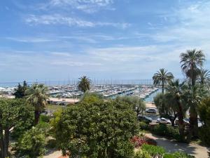 La Porte de France by Connexion