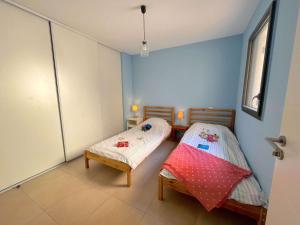 Appartement de vacances climatisé avec terrasse et garage au cœur du centre historique de Fréjus - FR-1-226A-290